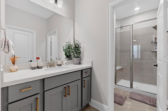 1717 Roadrunner Drive, Little Elm, TX 75068