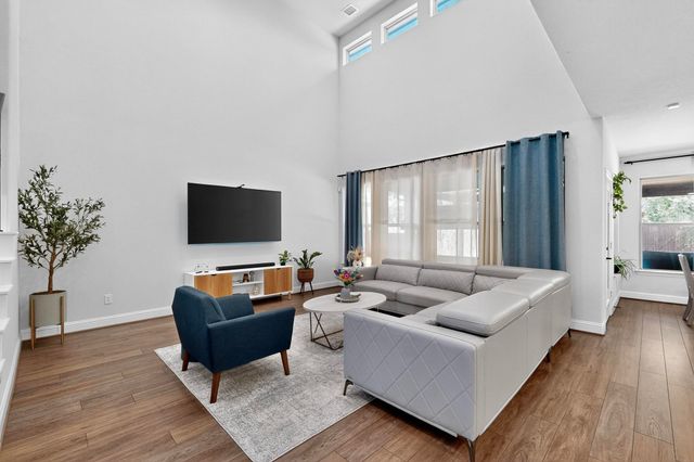 1717 Roadrunner Drive, Little Elm, TX 75068