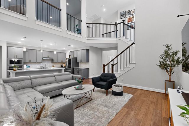 1717 Roadrunner Drive, Little Elm, TX 75068