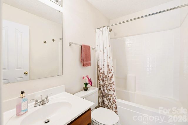 8842 Gerren Court, Charlotte, NC 28217