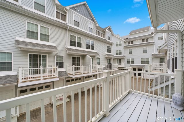 20 Third Street 3, Stamford, CT 06905