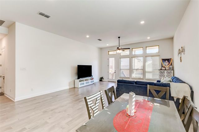 2824 Stone Branch DR, Leander, TX 78641