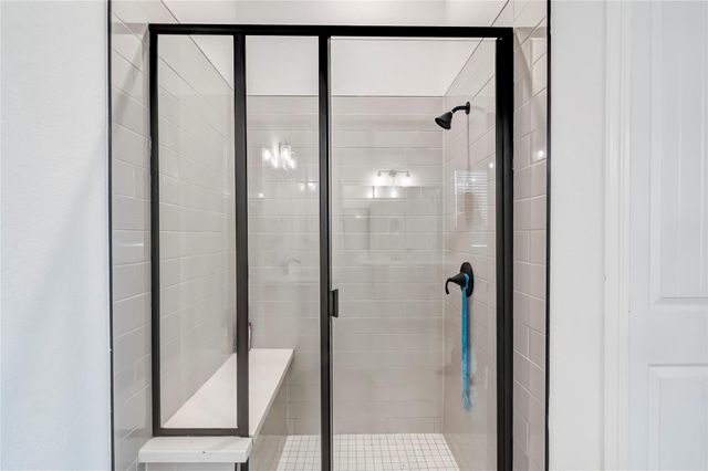 2824 Stone Branch DR, Leander, TX 78641