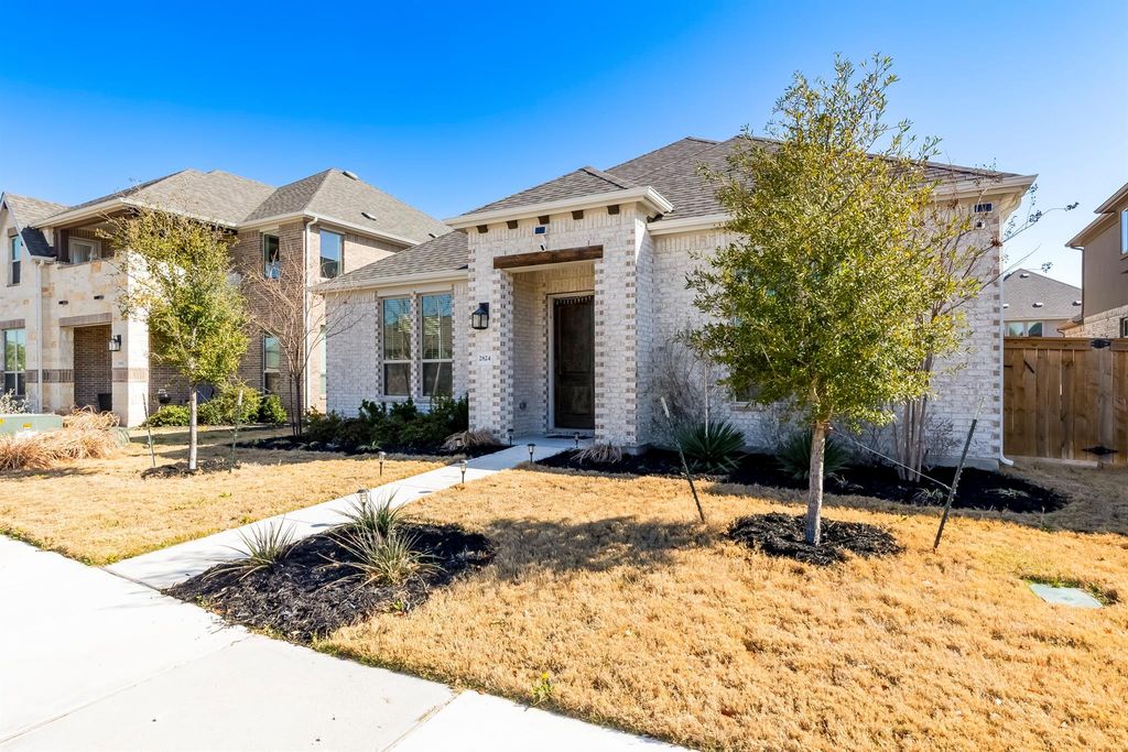 2824 Stone Branch DR, Leander, TX 78641