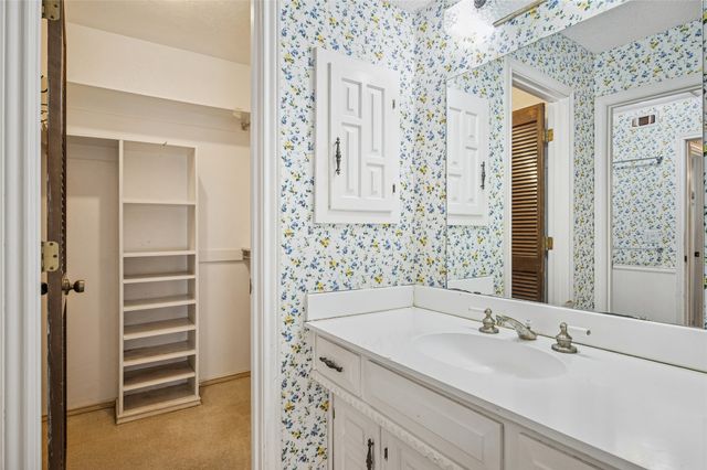 2709 Prairie Creek Court, Plano, TX 75075