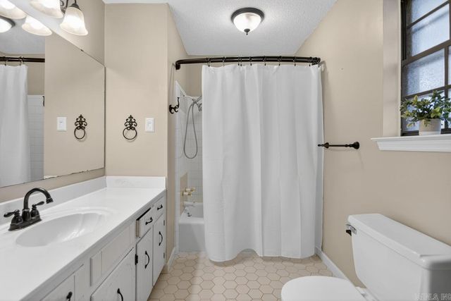 334 Alanbrook, Sherwood, AR 72120