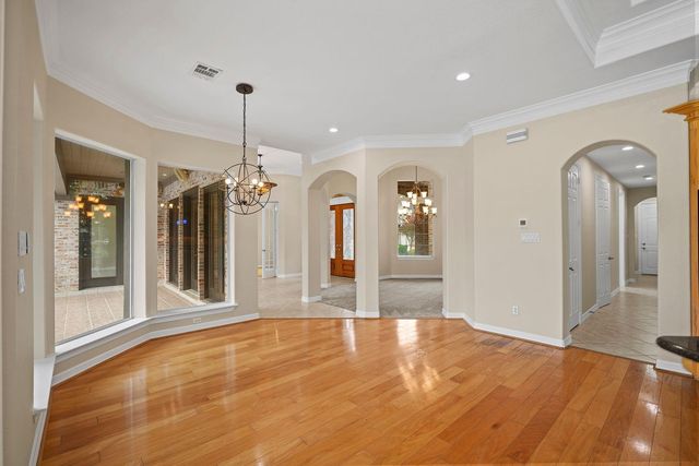 11520 Grandview Drive, Montgomery, TX 77356