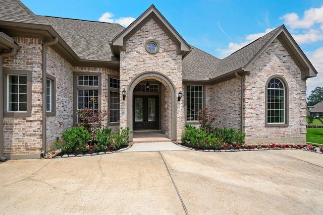 11520 Grandview Drive, Montgomery, TX 77356