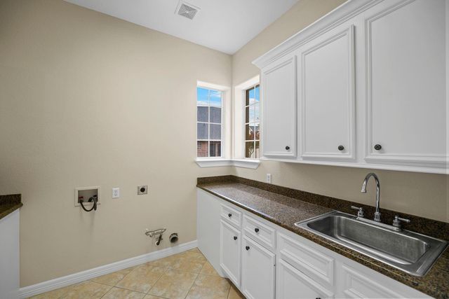 11520 Grandview Drive, Montgomery, TX 77356