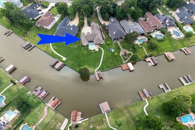 11520 Grandview Drive, Montgomery, TX 77356