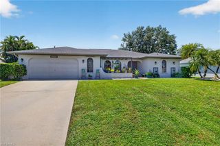 916 SE 21st LN, Cape Coral, FL 33990