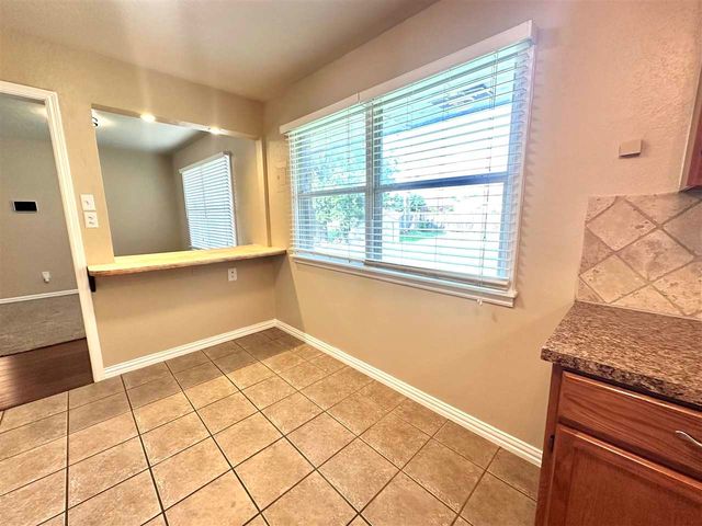 1606 NW 27th Street, Lawton, OK 73505