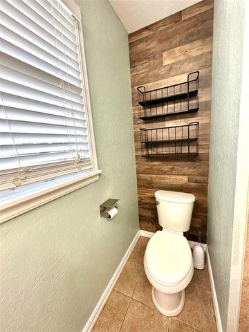 1606 NW 27th Street, Lawton, OK 73505