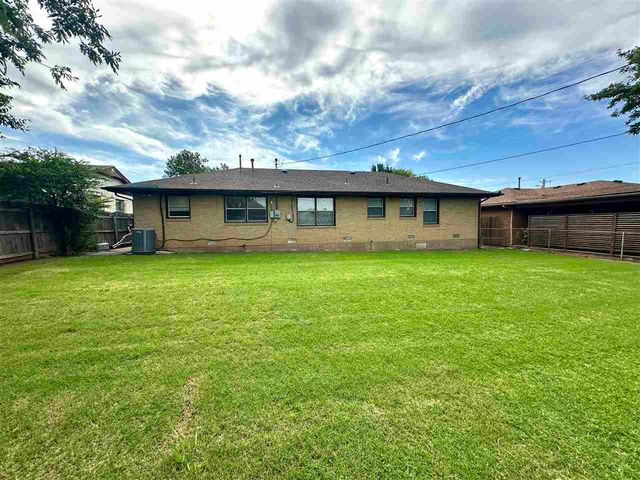1606 NW 27th Street, Lawton, OK 73505