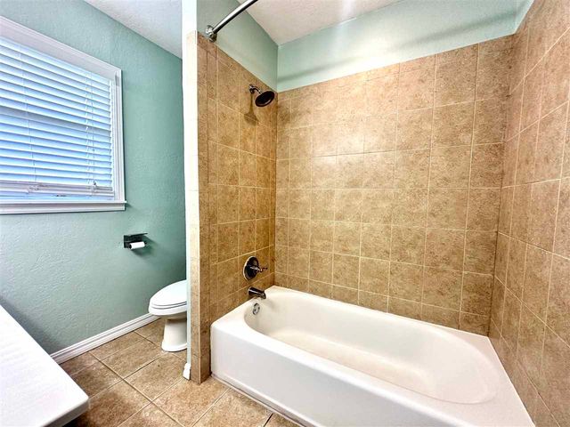 1606 NW 27th Street, Lawton, OK 73505