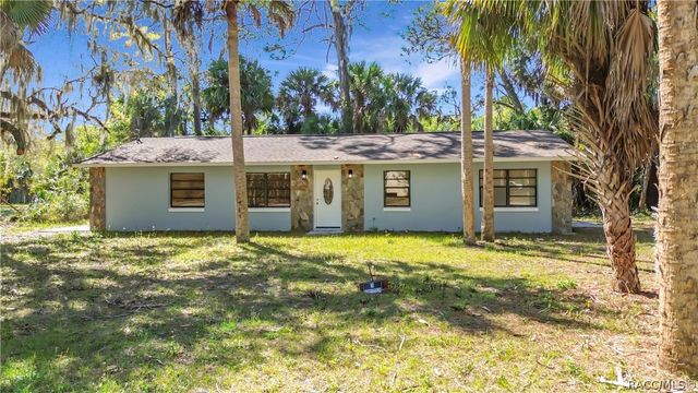 416 N Hourglass Terrace, Crystal River, FL 34429