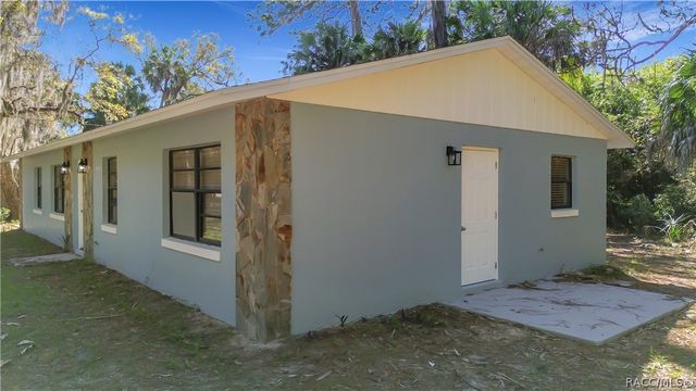 416 N Hourglass Terrace, Crystal River, FL 34429
