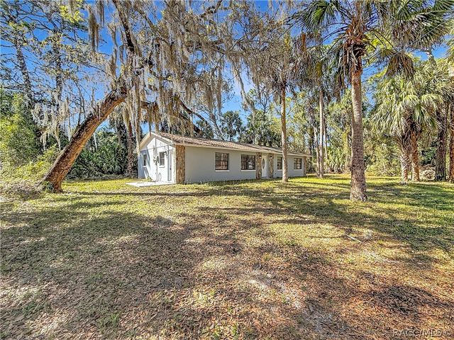 416 N Hourglass Terrace, Crystal River, FL 34429