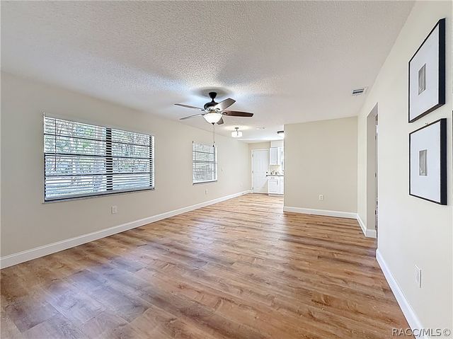 416 N Hourglass Terrace, Crystal River, FL 34429