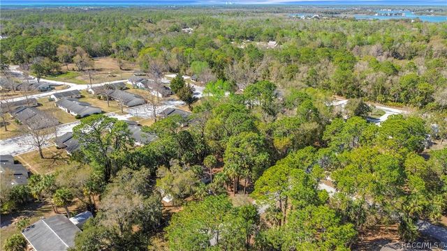 416 N Hourglass Terrace, Crystal River, FL 34429