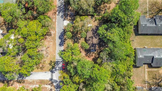 416 N Hourglass Terrace, Crystal River, FL 34429