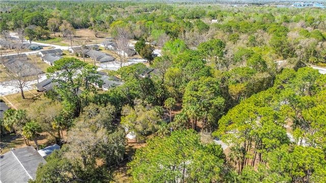 416 N Hourglass Terrace, Crystal River, FL 34429