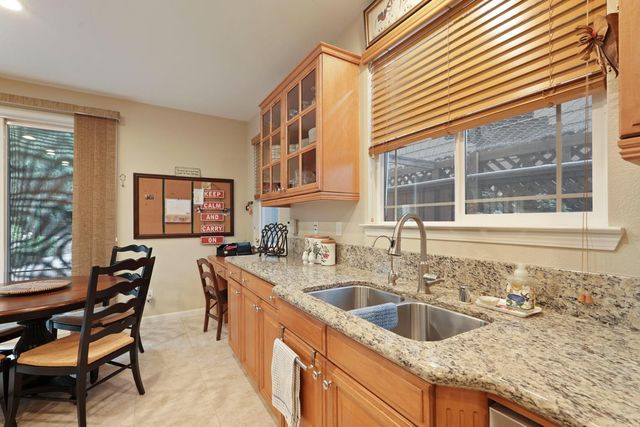 145 N Hancock Park Dr, Mountain House, CA 95391