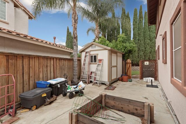 145 N Hancock Park Dr, Mountain House, CA 95391