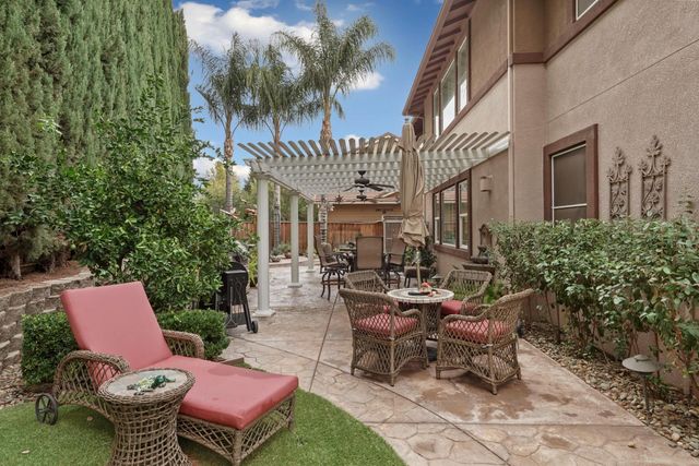 145 N Hancock Park Dr, Mountain House, CA 95391