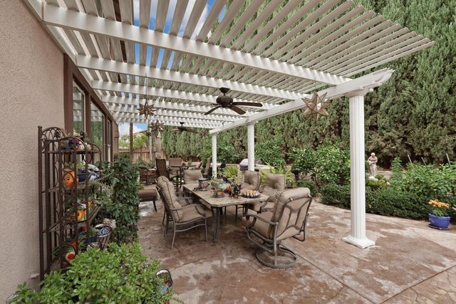 145 N Hancock Park Dr, Mountain House, CA 95391