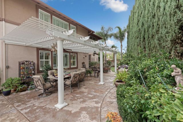 145 N Hancock Park Dr, Mountain House, CA 95391