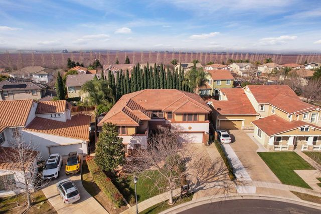 145 N Hancock Park Dr, Mountain House, CA 95391