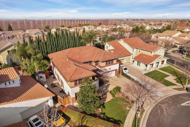 145 N Hancock Park Dr, Mountain House, CA 95391