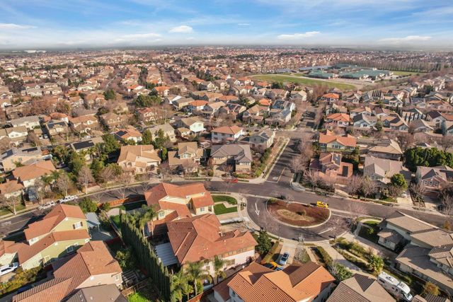 145 N Hancock Park Dr, Mountain House, CA 95391