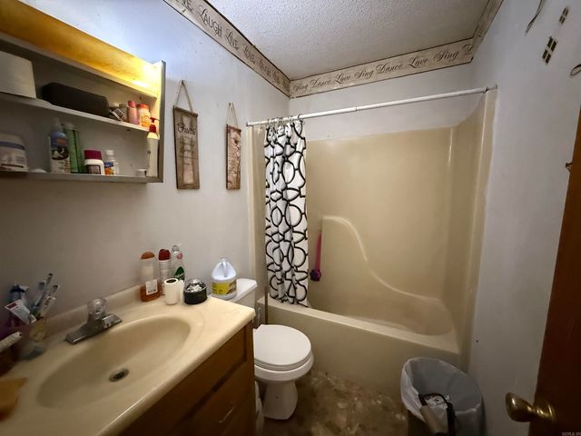 709 & 711 S Pine Street, Hope, AR 71801