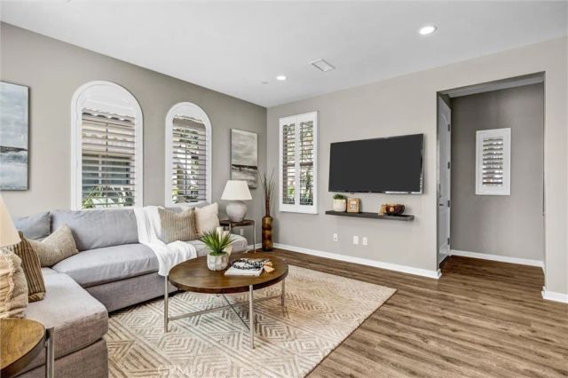 101 Briarberry, Irvine, CA 92618
