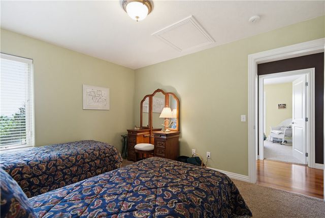 2 Quail-Run Drive, Holiday Island, AR 72631