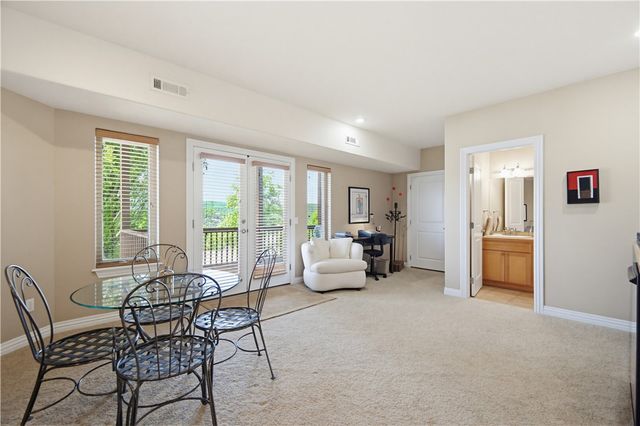2 Quail-Run Drive, Holiday Island, AR 72631
