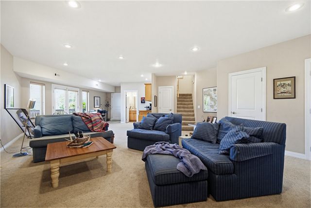 2 Quail-Run Drive, Holiday Island, AR 72631