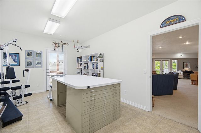 2 Quail-Run Drive, Holiday Island, AR 72631