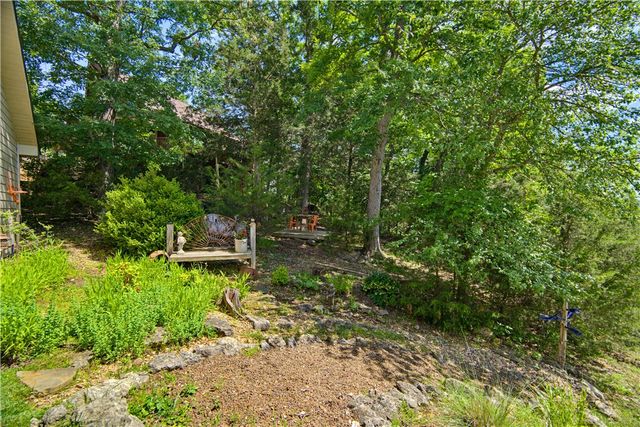 2 Quail-Run Drive, Holiday Island, AR 72631