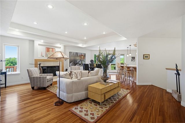 2 Quail-Run Drive, Holiday Island, AR 72631