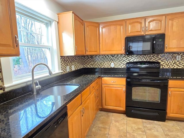 12 Alfred Rd, Ashland, MA 01721
