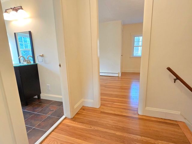 12 Alfred Rd, Ashland, MA 01721