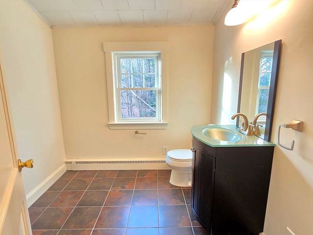 12 Alfred Rd, Ashland, MA 01721