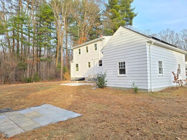 12 Alfred Rd, Ashland, MA 01721