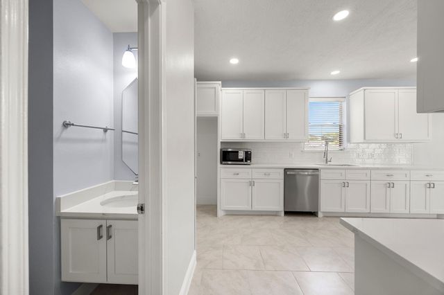 2430 Waterwood Drive, Sugar Land, TX 77479