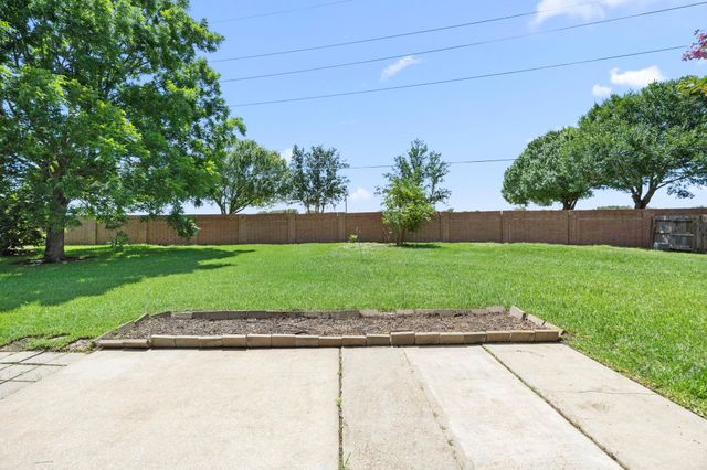 2430 Waterwood Drive, Sugar Land, TX 77479