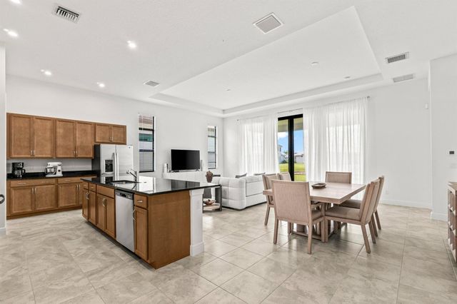 11356 SW Pietra Way, Port St Lucie, FL 34987