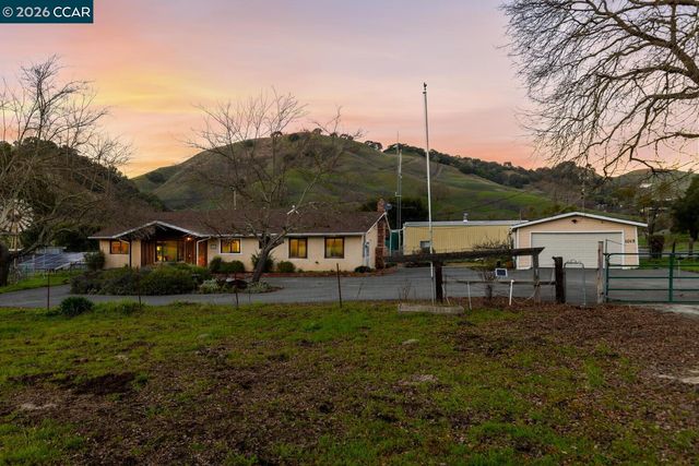 1015 Garcia Ranch Road, Martinez, CA 94553